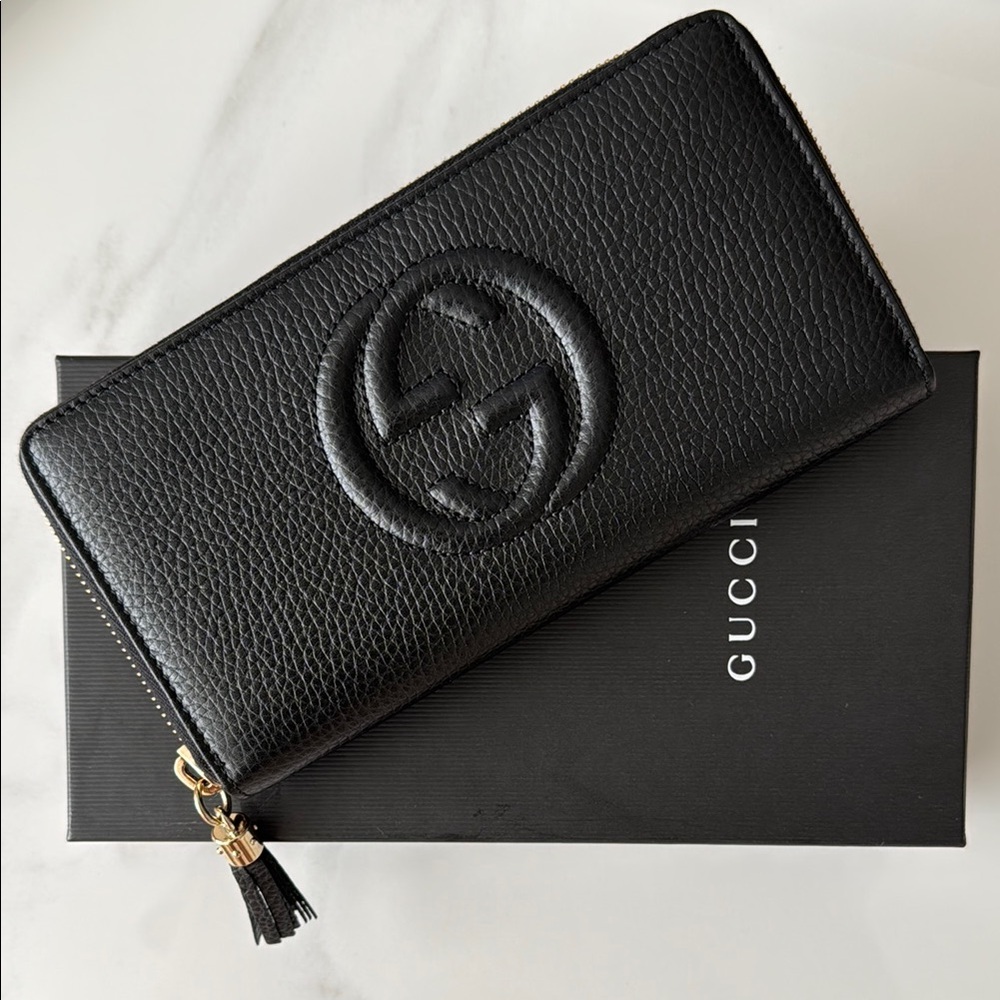 Gucci Soho Black Leather Zip Around Wallet